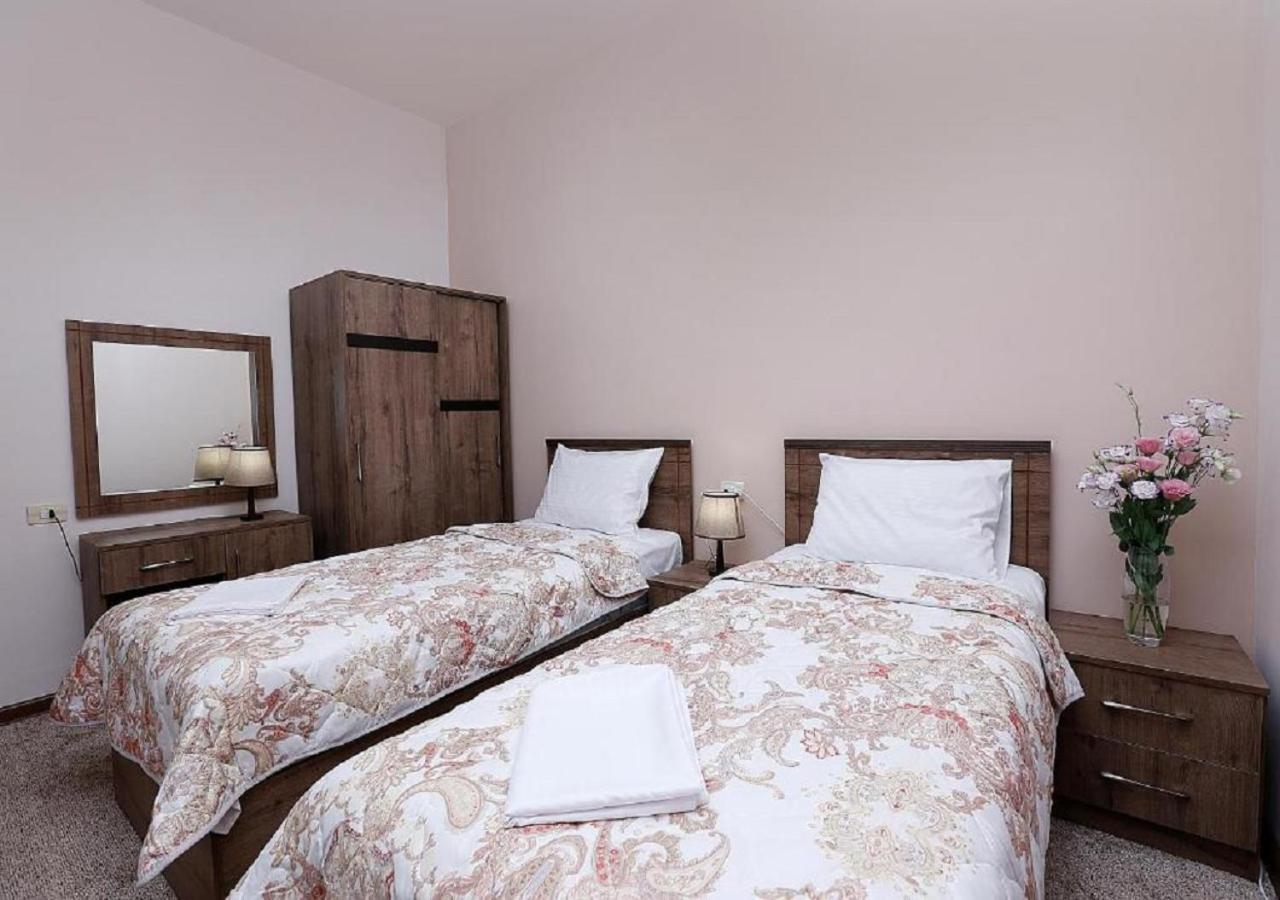 Guesthouse Ереван Экстерьер фото
